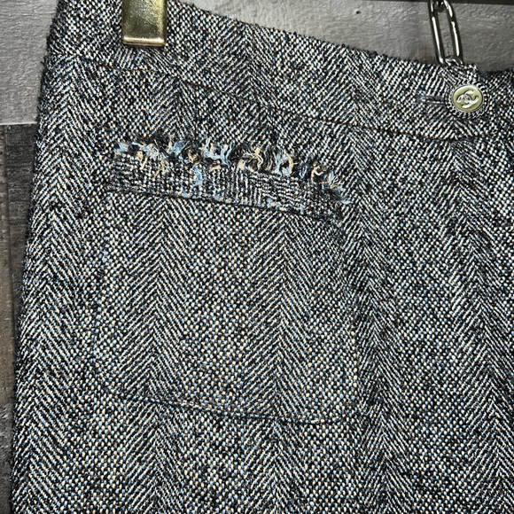 CHANEL - Picture 6 of 10